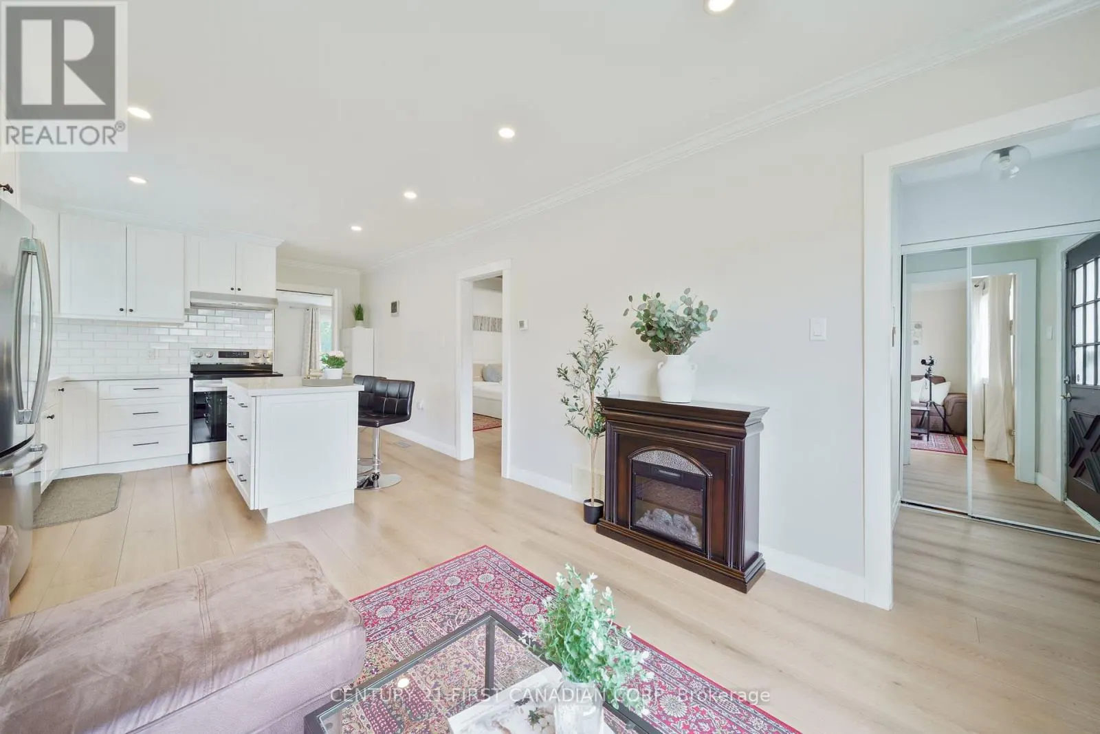79 HUME STREET