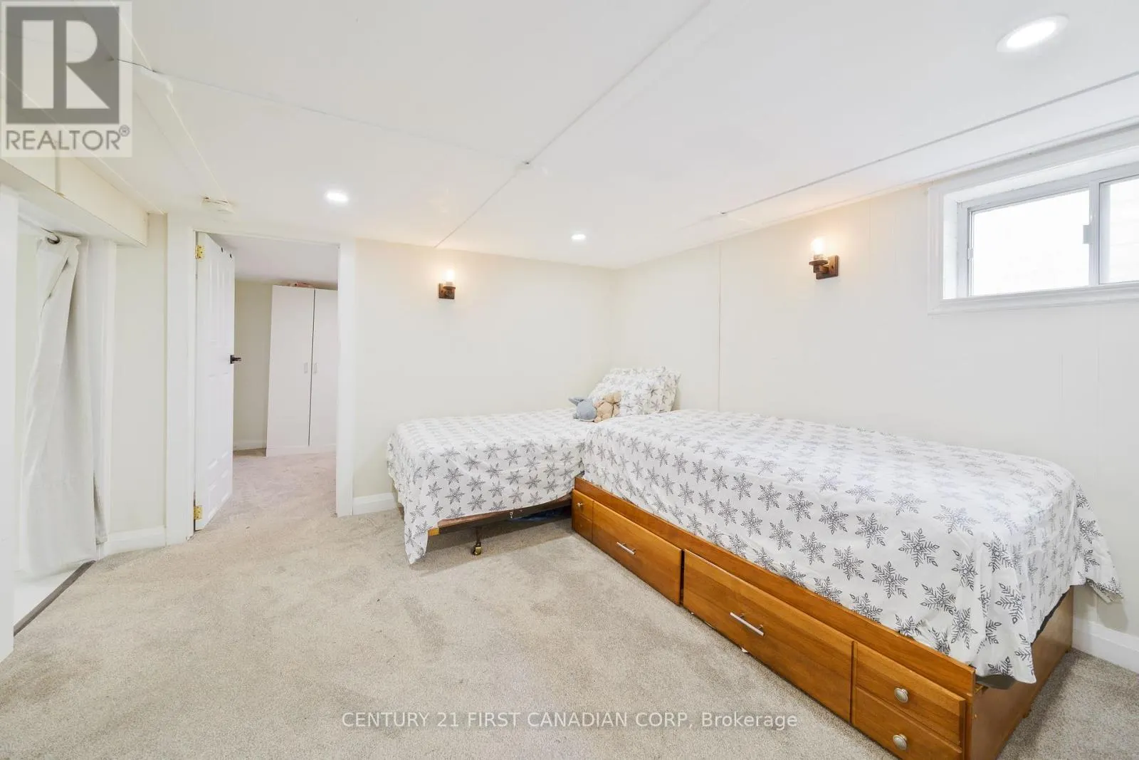 79 HUME STREET