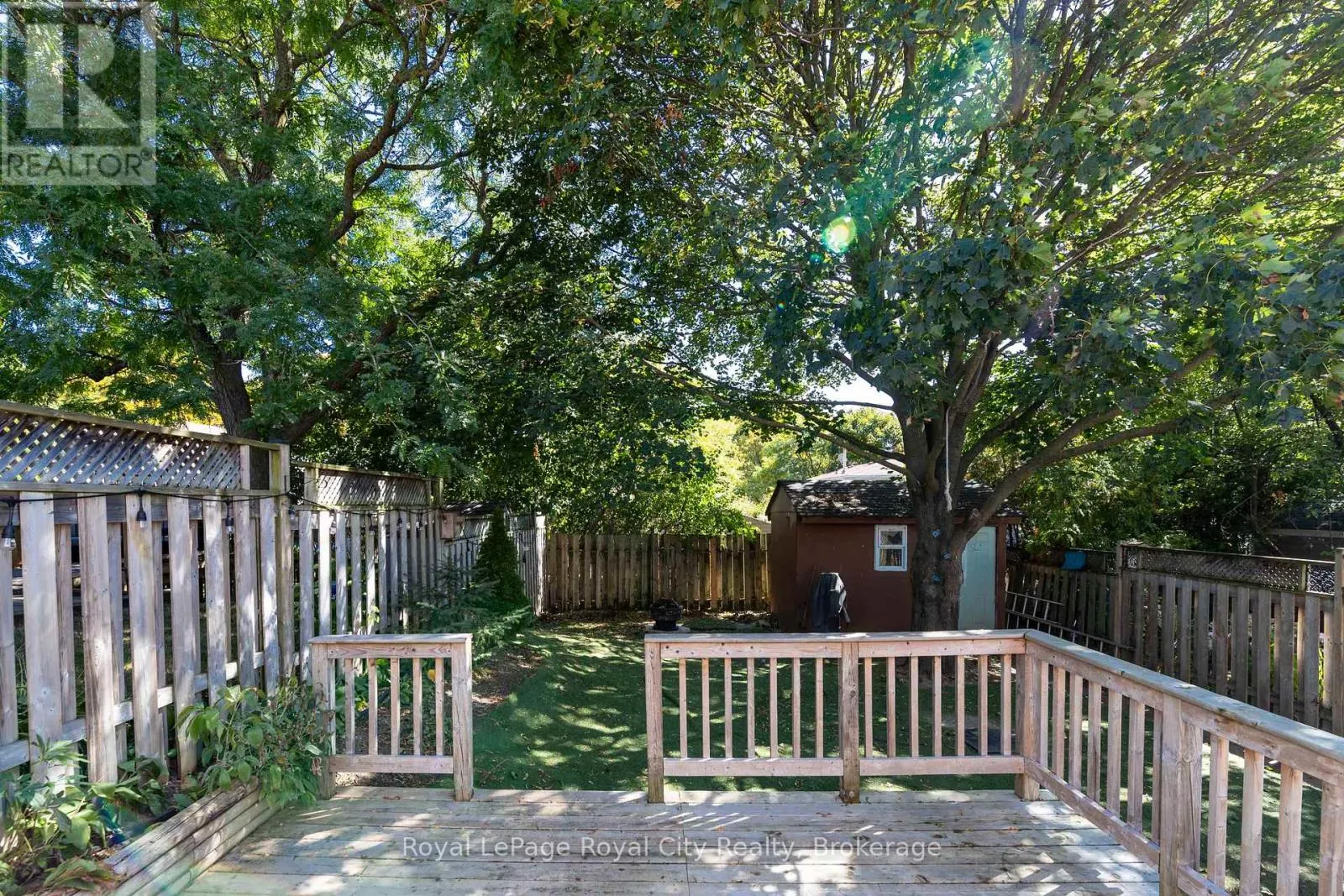 19 LEACOCK AVENUE