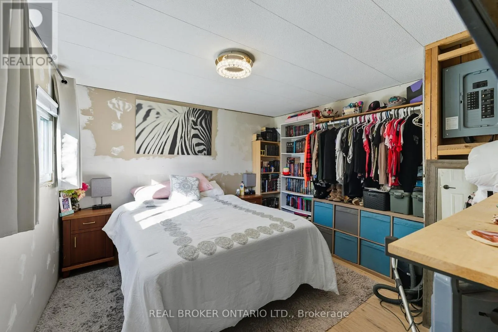 1011 WHITNEY ROAD