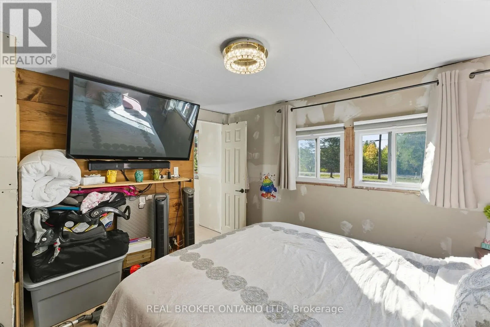 1011 WHITNEY ROAD