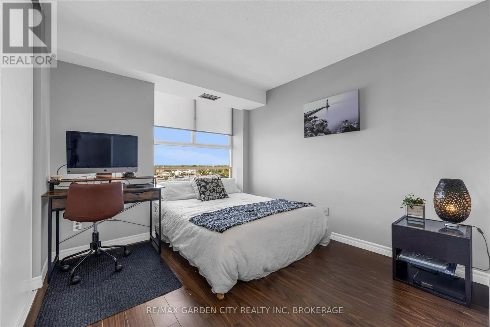 1111 - 7 GALE CRESCENT, #1111