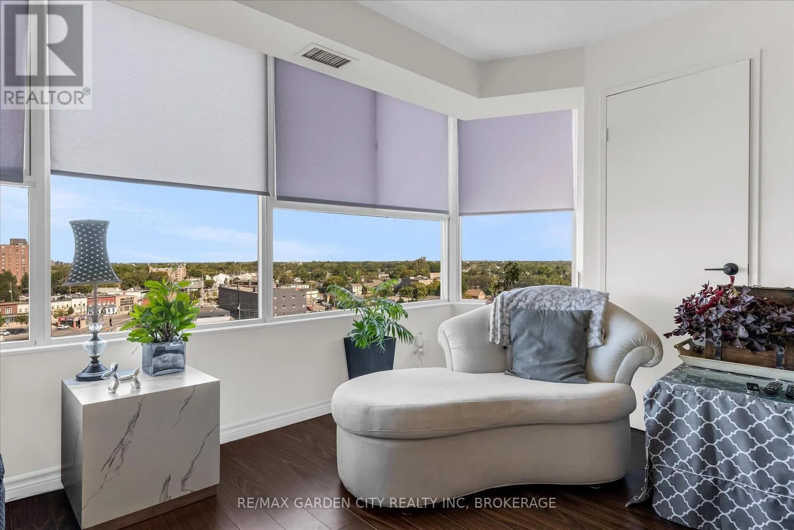 1111 - 7 GALE CRESCENT, #1111