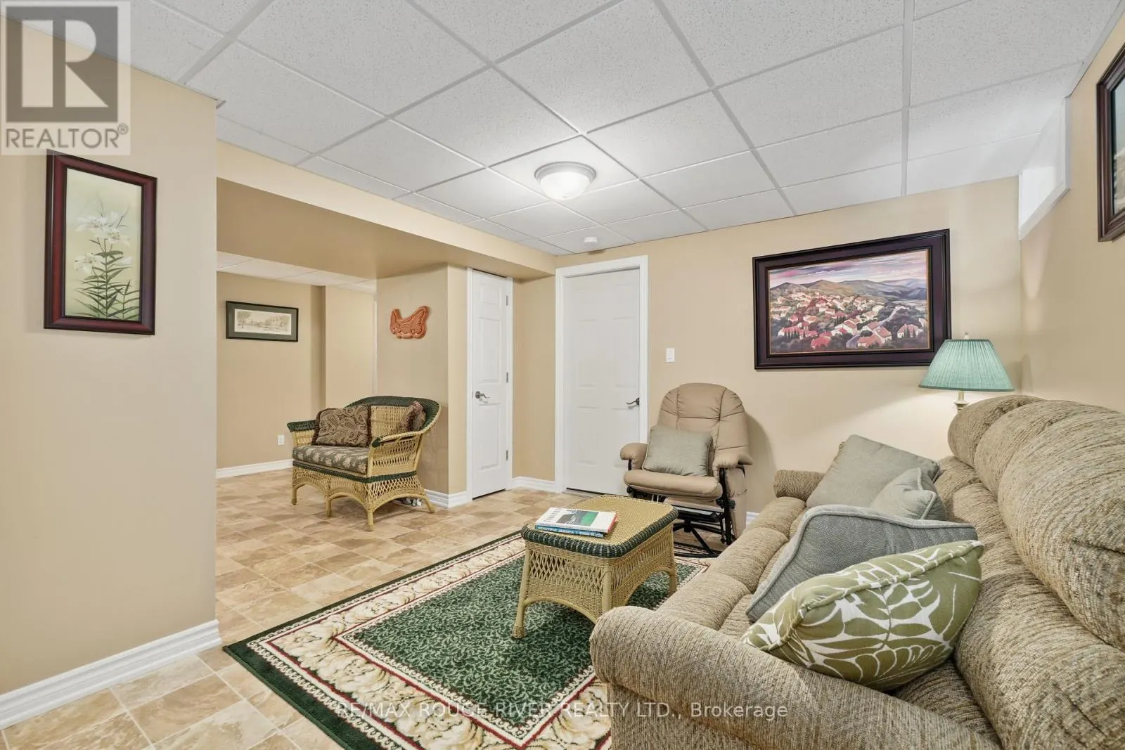 378 LONSBERRY DRIVE