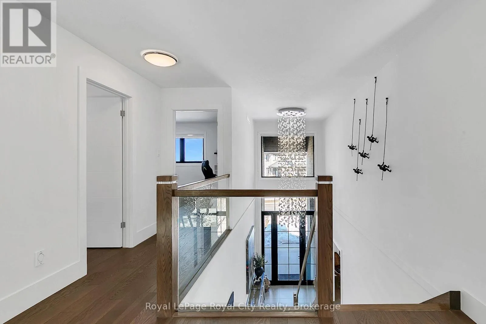 303 GOSLING GARDENS