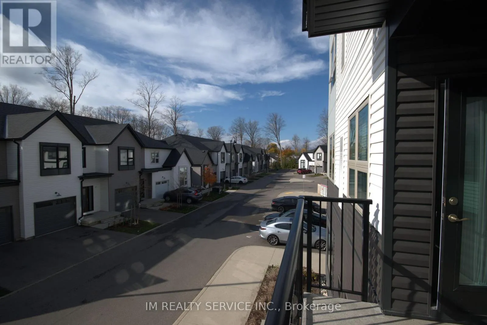 2 - 110 FERGUS AVENUE