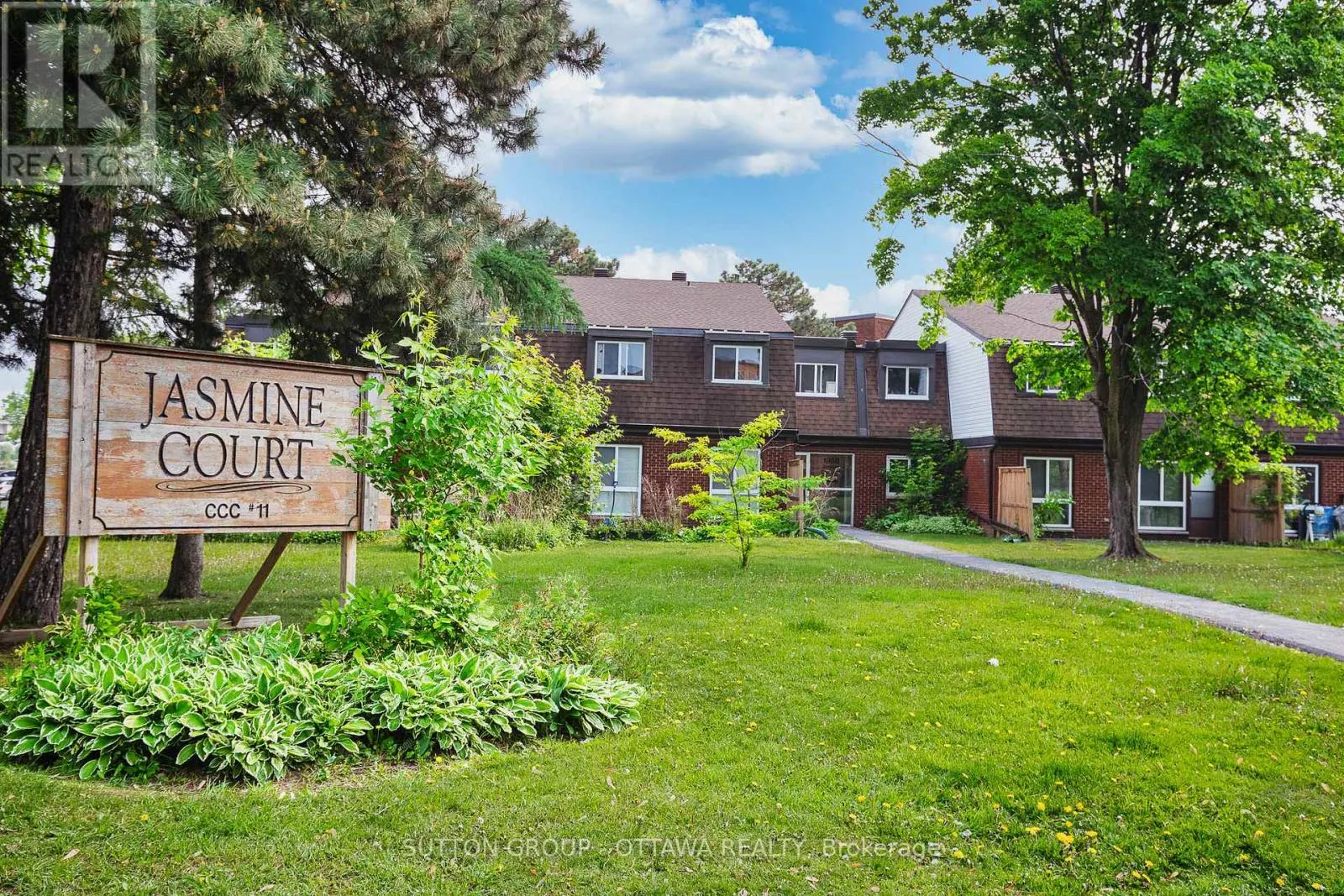 39J - 1958 JASMINE CRESCENT