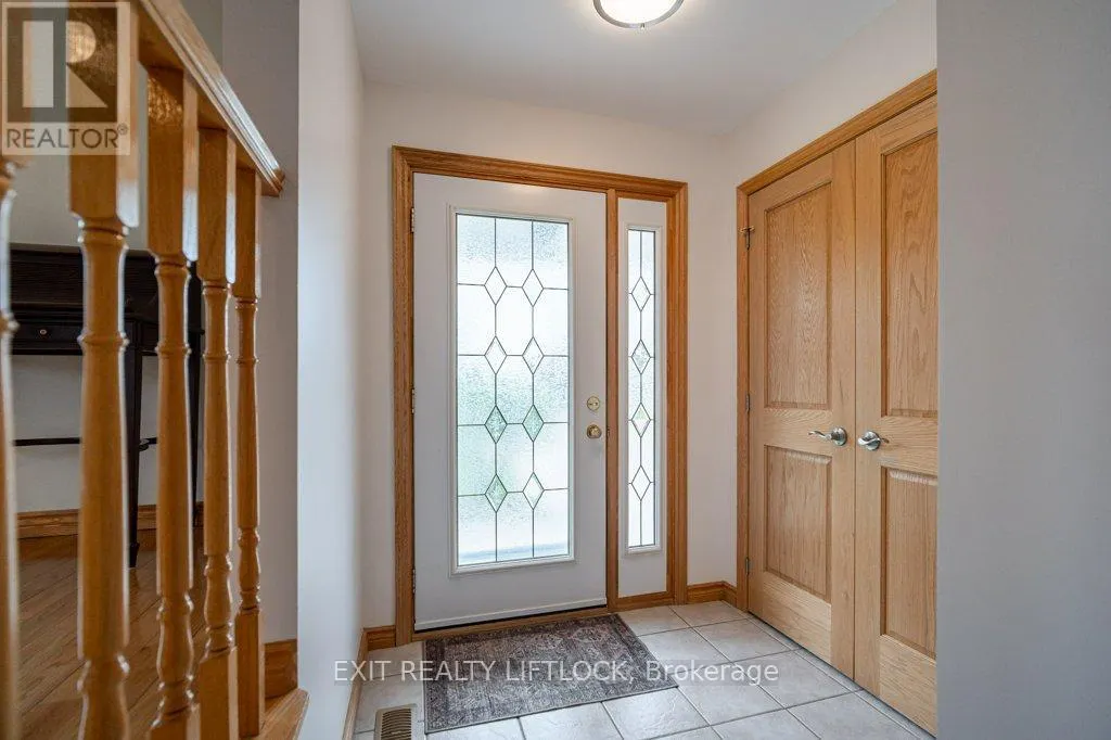 38 CLEARVIEW COURT