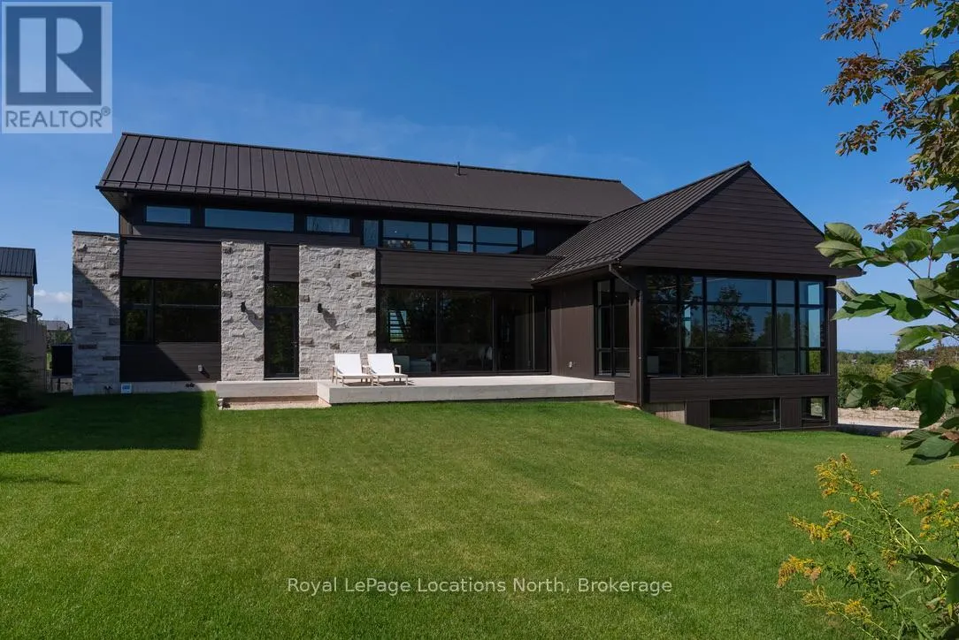 104 MARYWARD CRESCENT