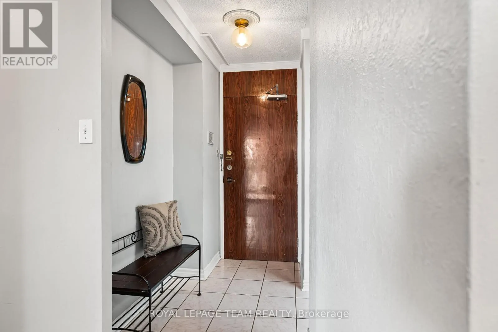 316 - 2000 JASMINE CRESCENT