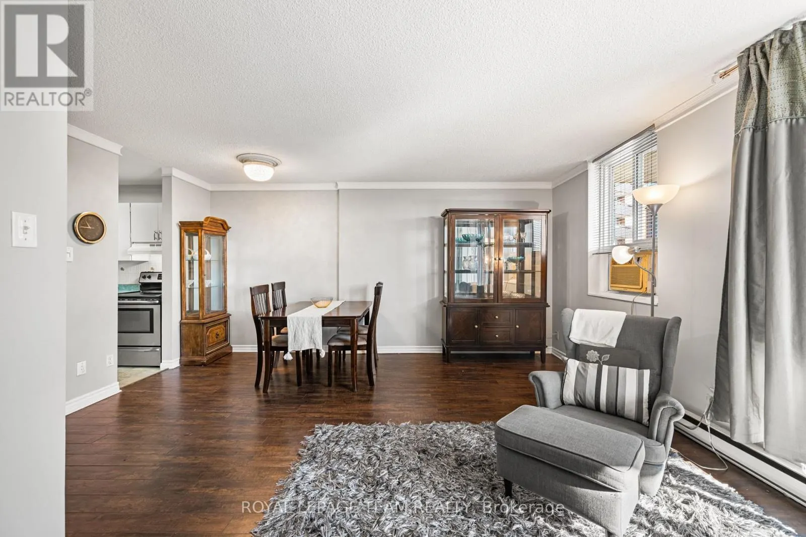 316 - 2000 JASMINE CRESCENT
