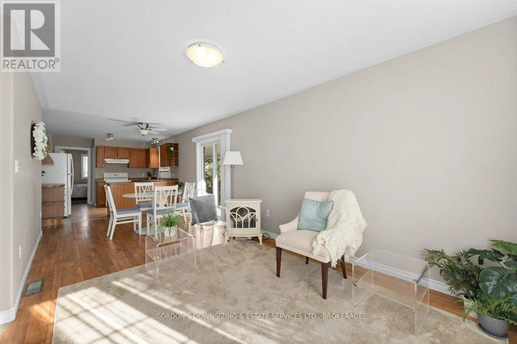 687 ARBOUR CRESCENT