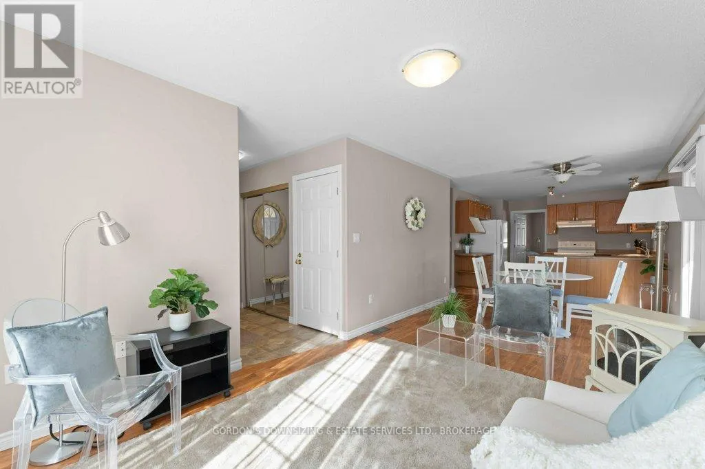 687 ARBOUR CRESCENT