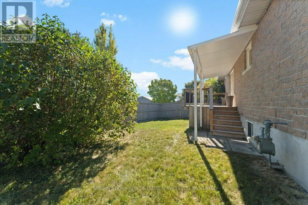 687 ARBOUR CRESCENT