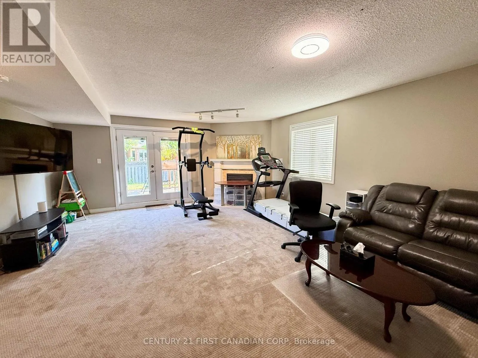 413 AMBLESIDE DRIVE
