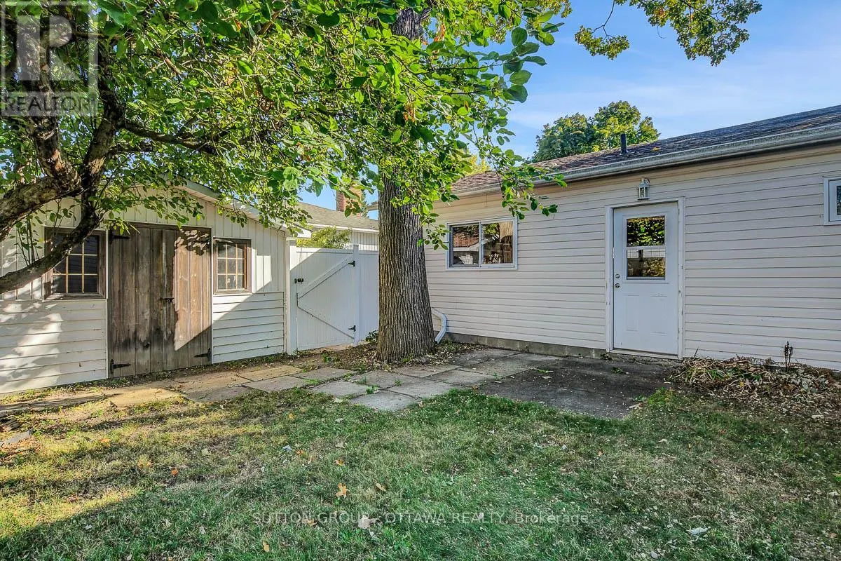 124 POST ROAD