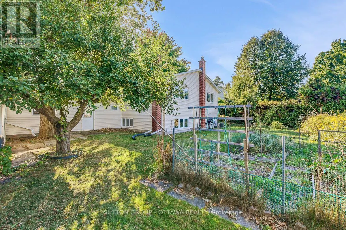 124 POST ROAD