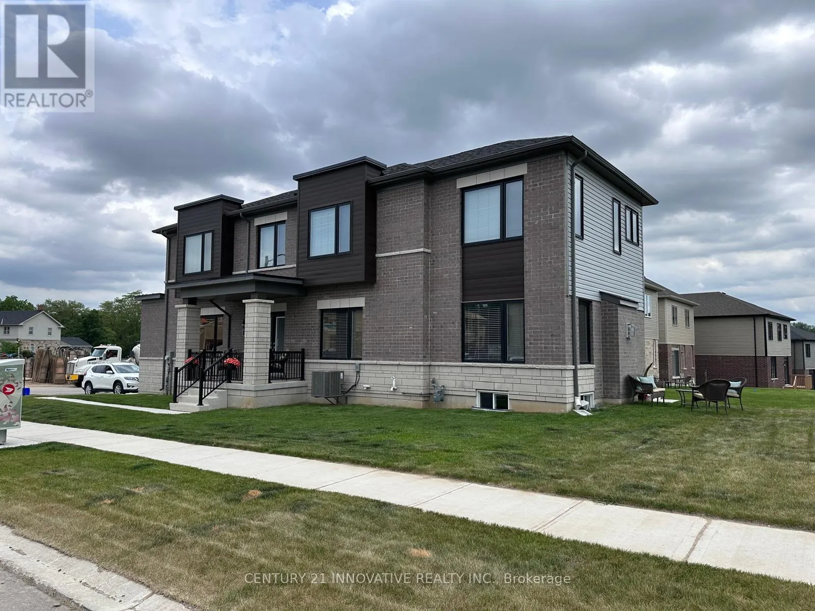 17 GILHAM WAY