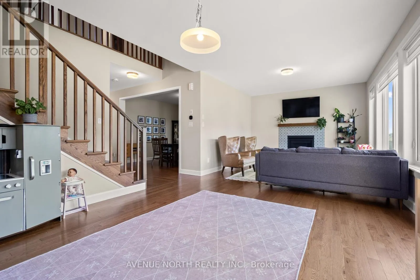 809 GAMBLE DRIVE