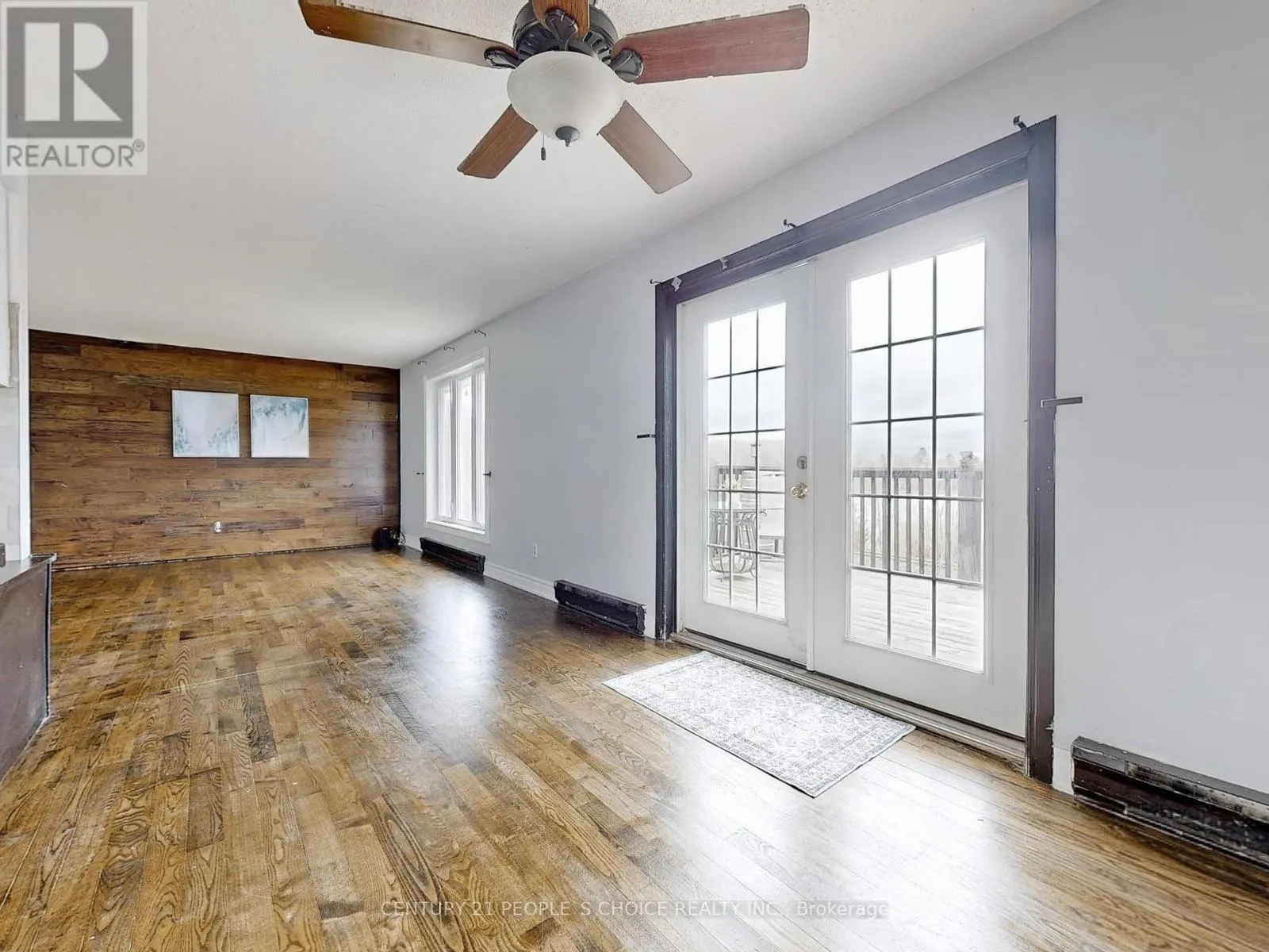 156 MAIN STREET W