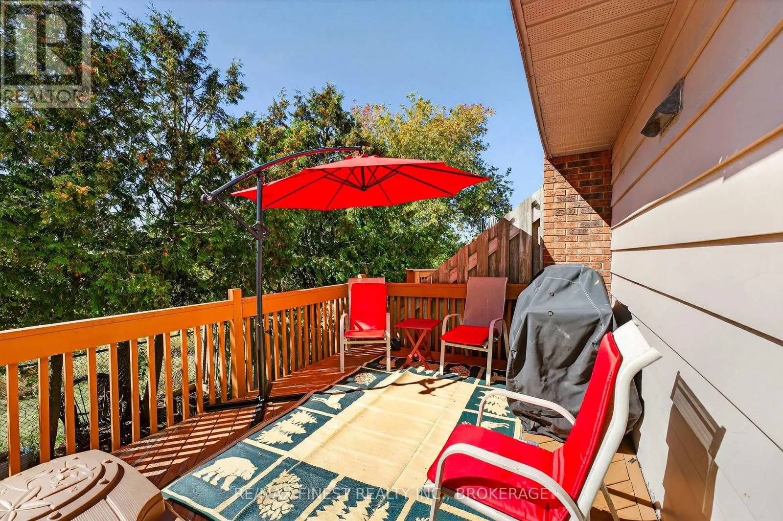 25 MEADOW LANE