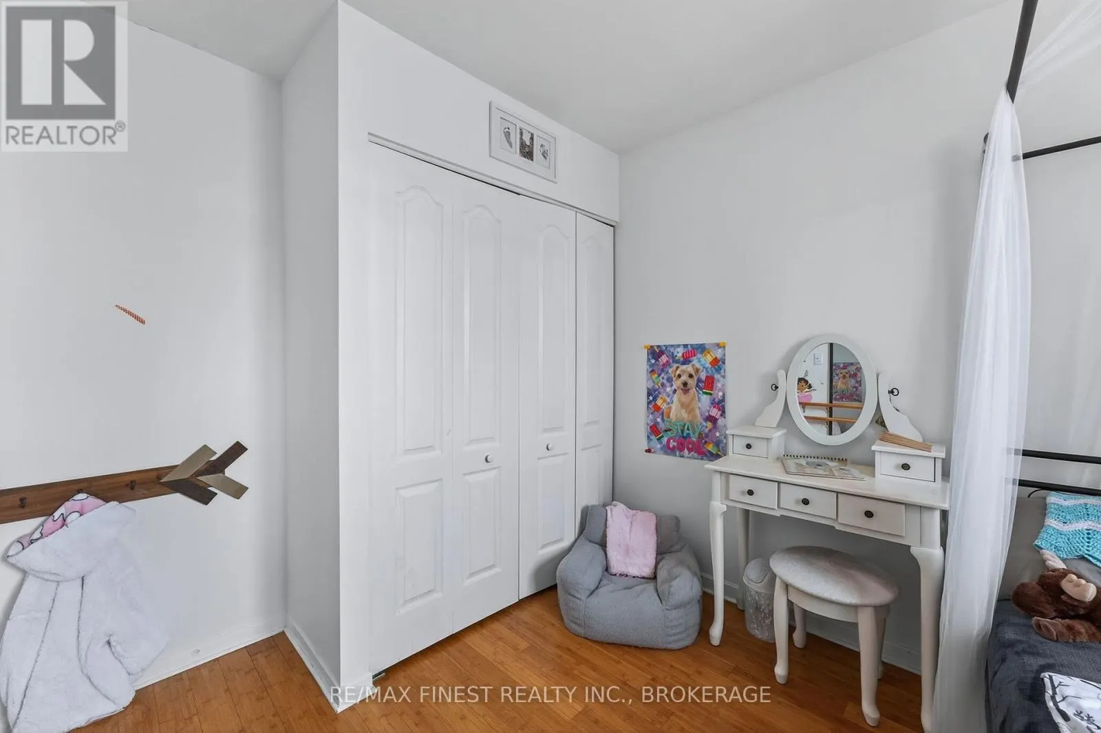 25 MEADOW LANE