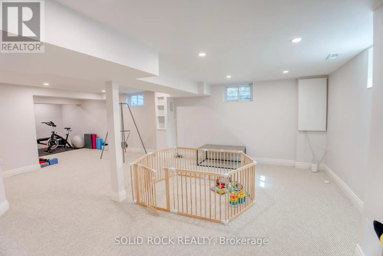 13 WEATHERWOOD CRESCENT