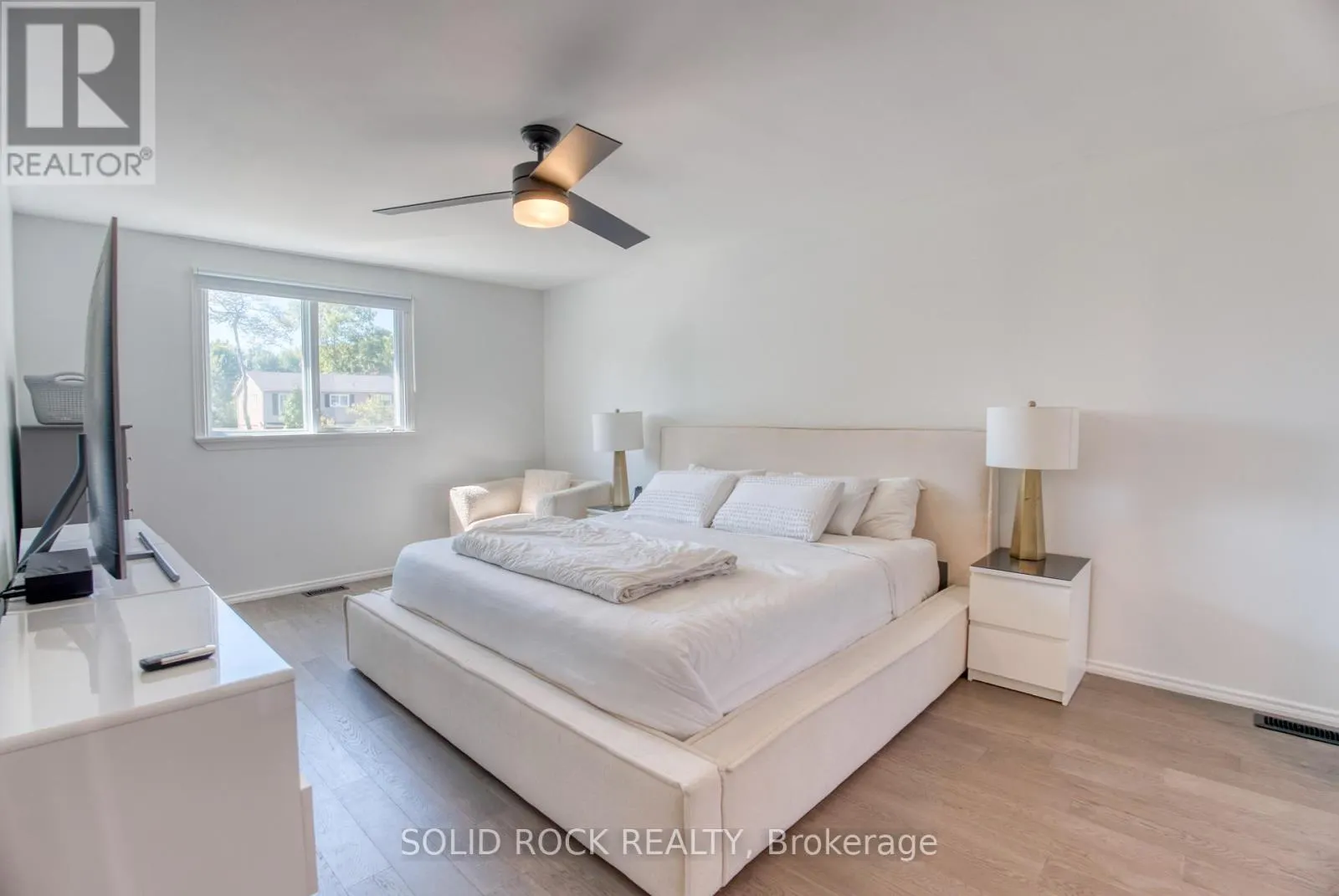 13 WEATHERWOOD CRESCENT