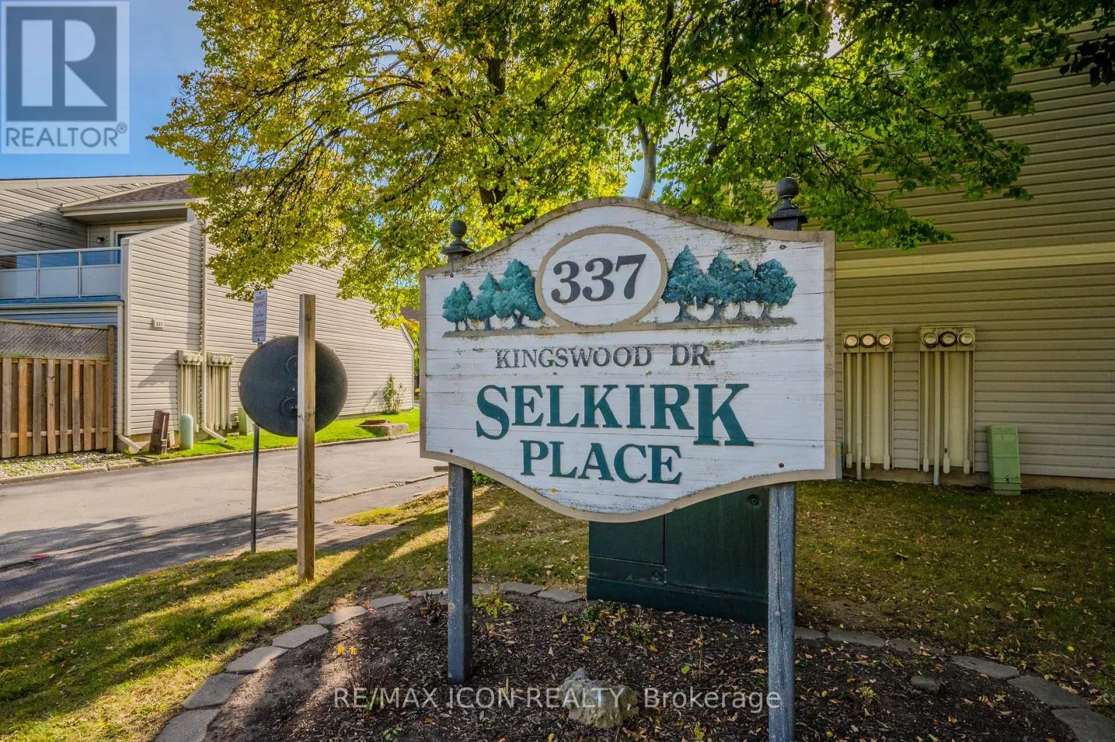12 - 337 KINGSWOOD DRIVE