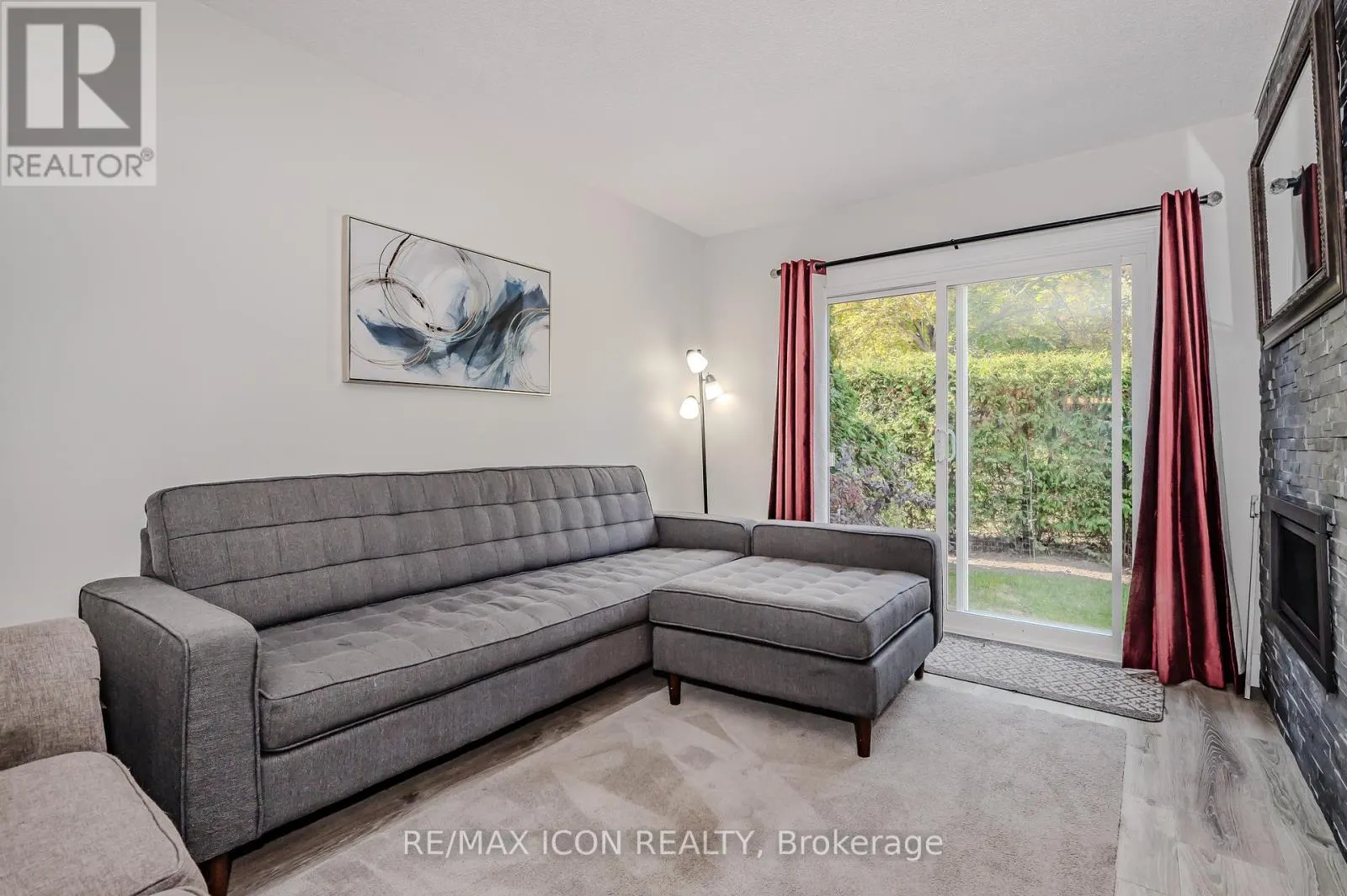 12 - 337 KINGSWOOD DRIVE