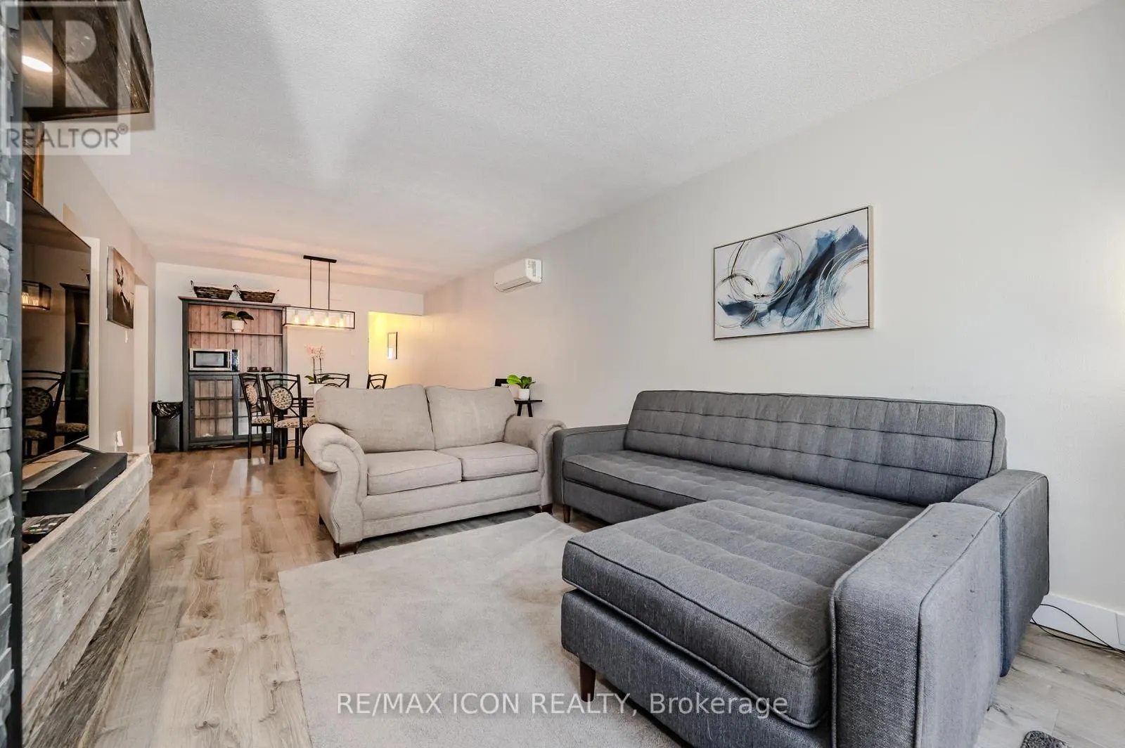 12 - 337 KINGSWOOD DRIVE
