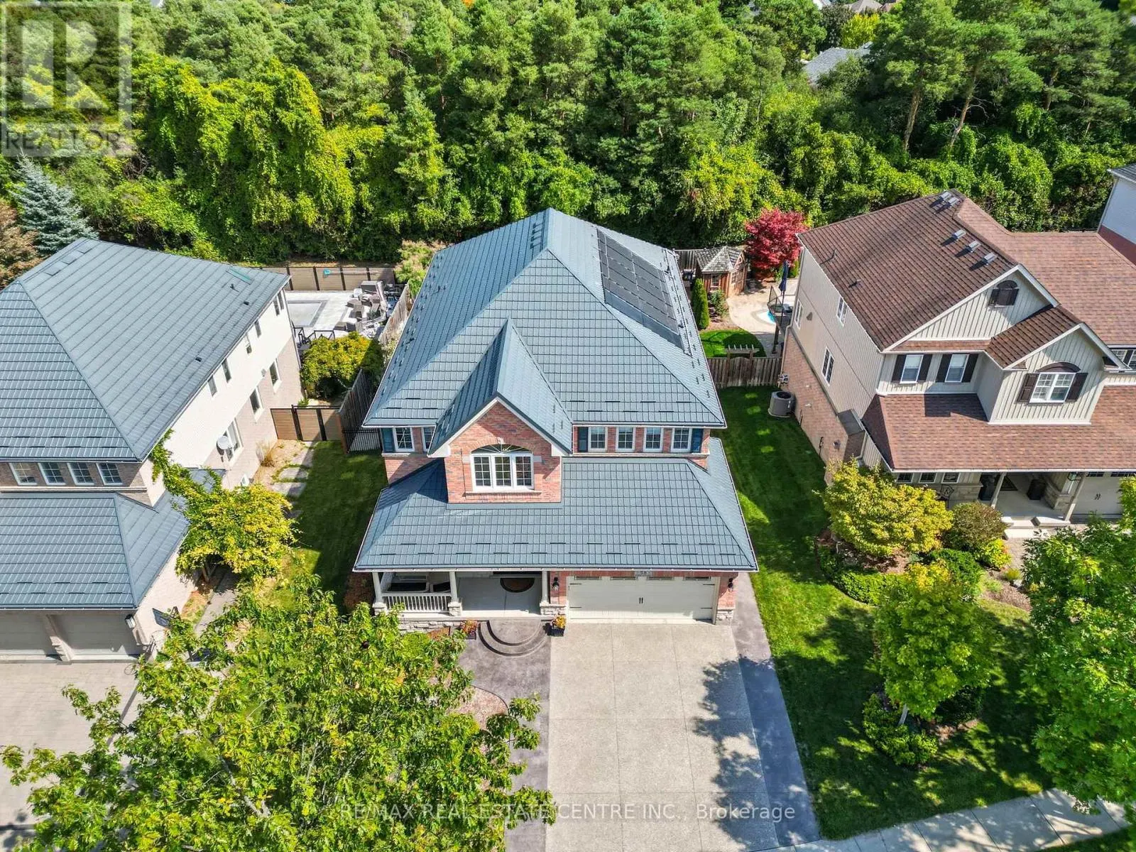 58 WINDING WOOD CRESCENT