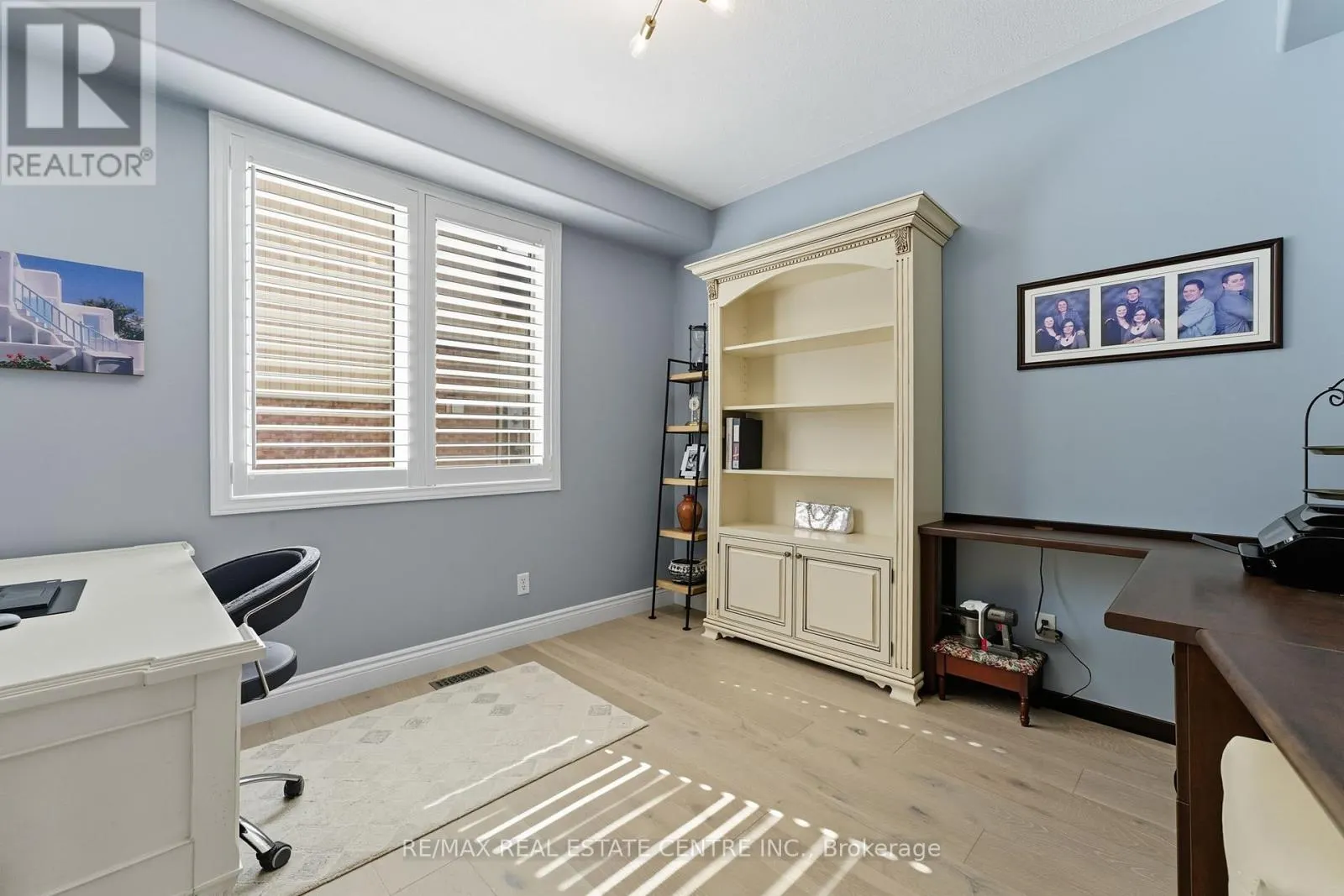 58 WINDING WOOD CRESCENT