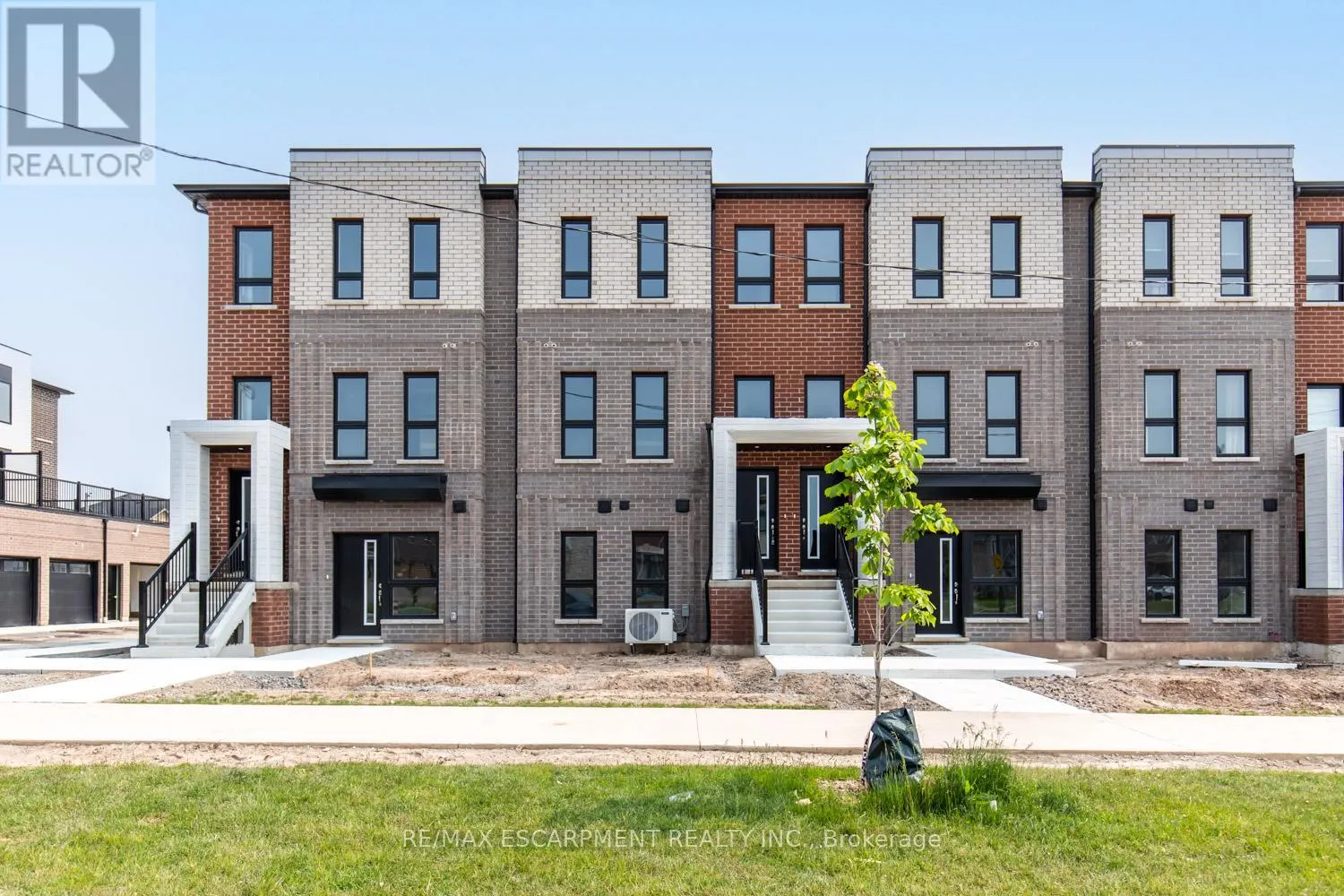 19 - 70 KENESKY DRIVE