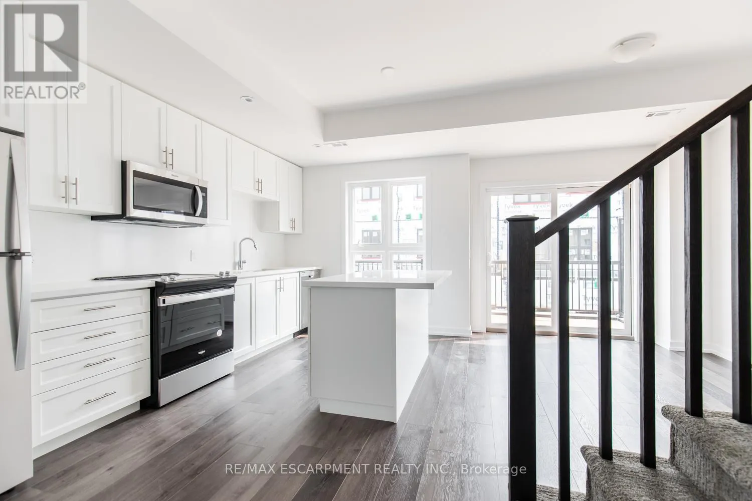 19 - 70 KENESKY DRIVE