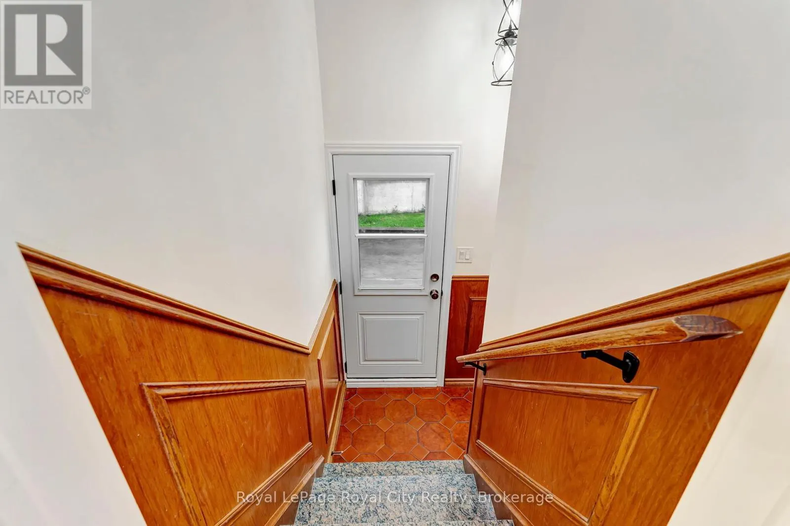 379 EAST 27TH STREET
