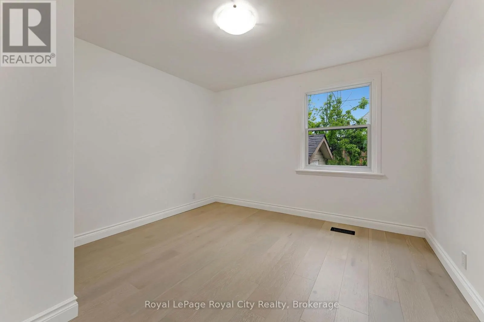 379 EAST 27TH STREET