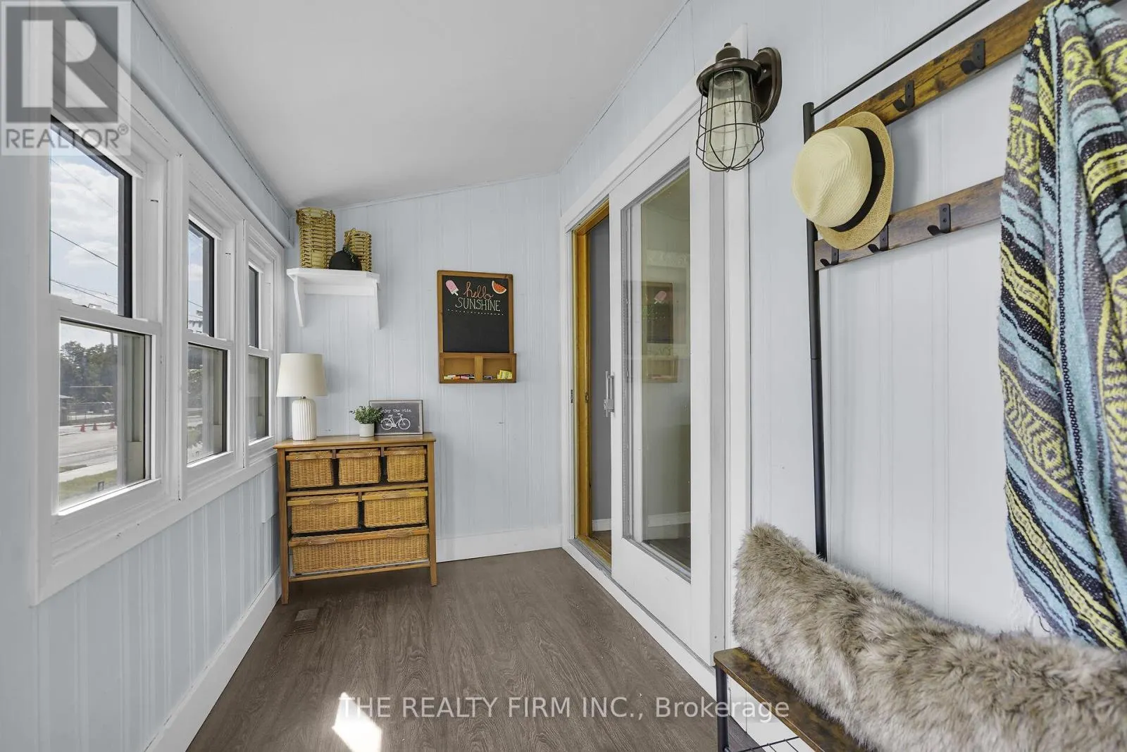 278 UPPER QUEEN AVENUE