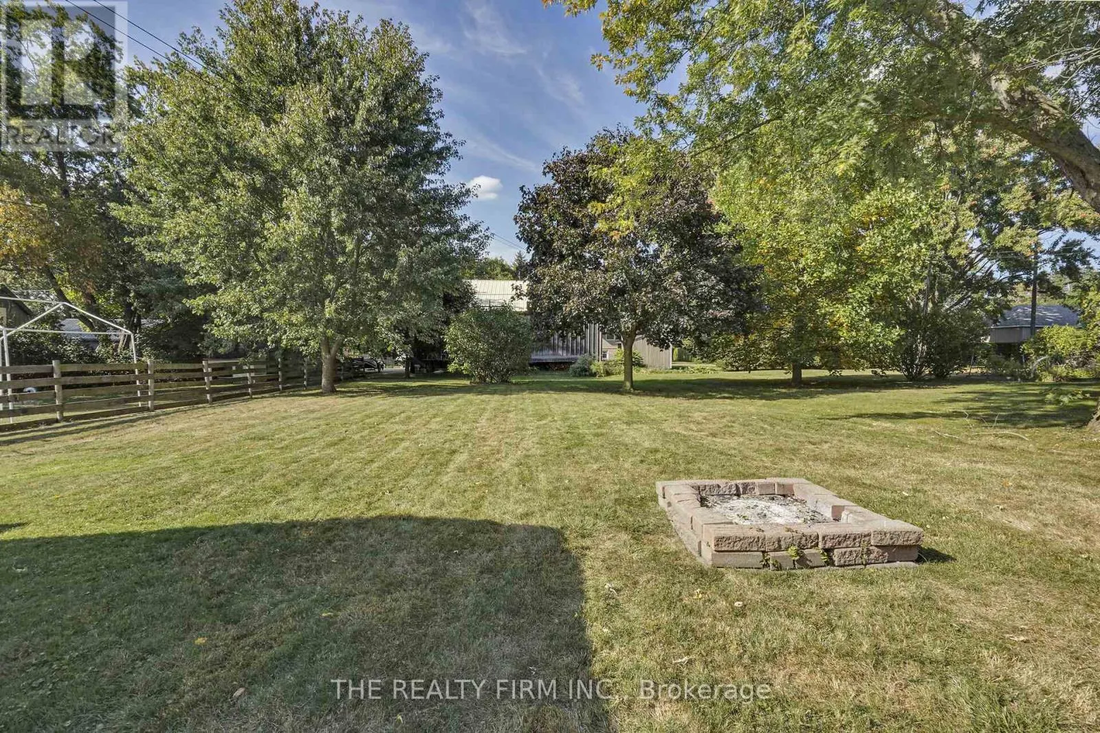 278 UPPER QUEEN AVENUE