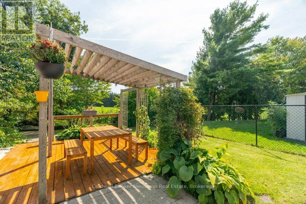 71 WAXWING CRESCENT