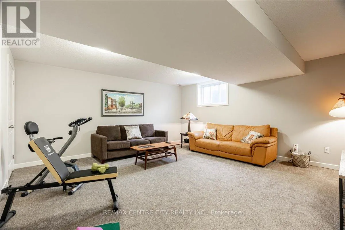 9 EMPIRE PARKWAY