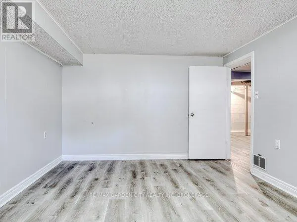 11 BONAVEM DRIVE