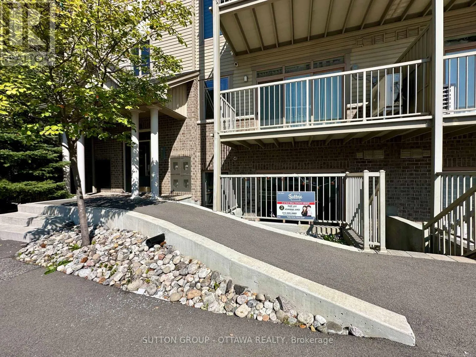 168B HORNCHURCH LANE