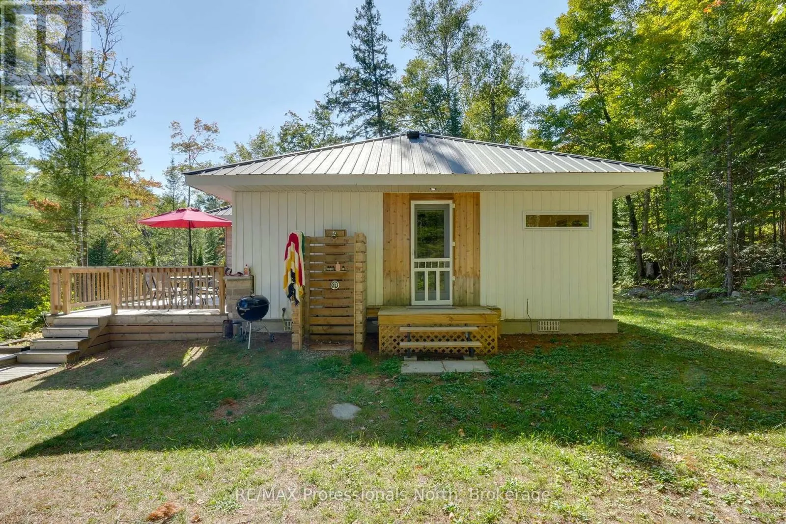 1046 PINE LAKE SHORES PRIVATE ROAD