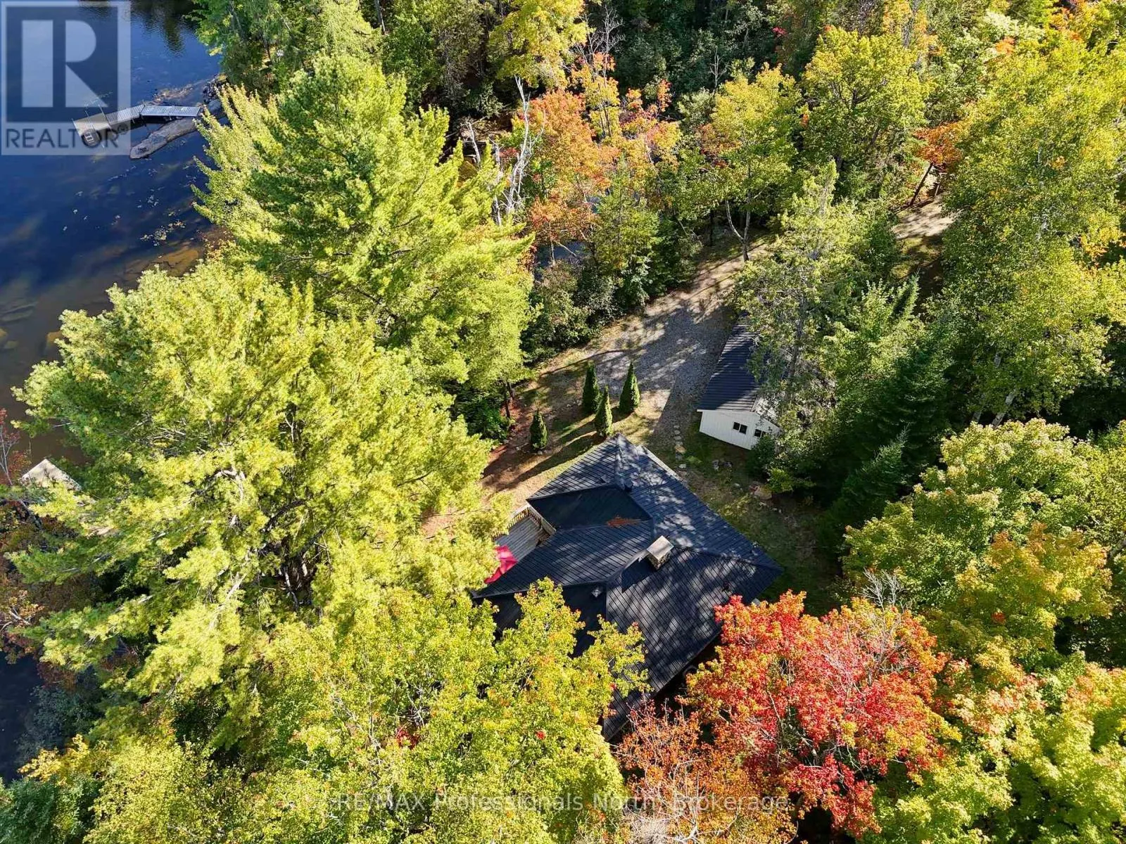 1046 PINE LAKE SHORES PRIVATE ROAD