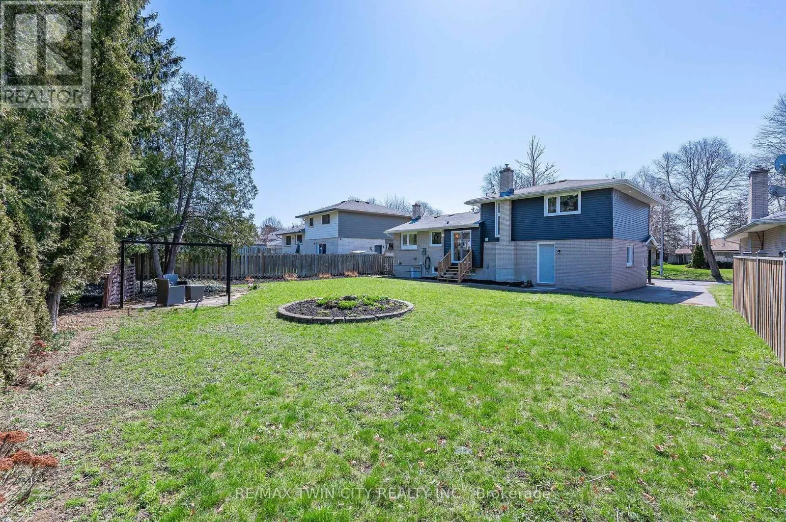 34 BRADLEY DRIVE