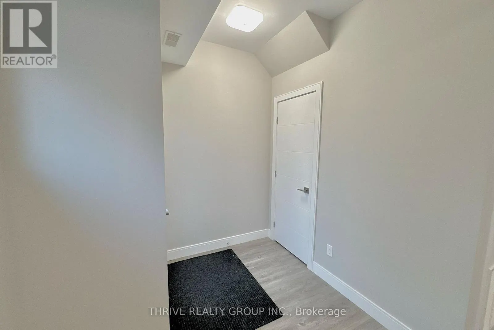 5 - 147 POND MILLS ROAD, #5