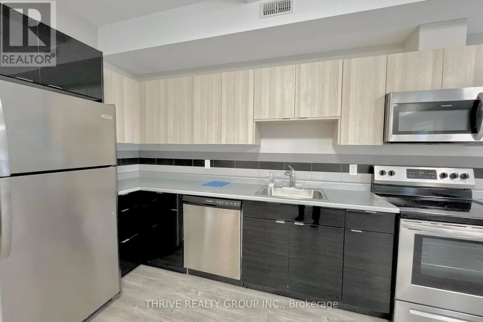 5 - 147 POND MILLS ROAD, #5