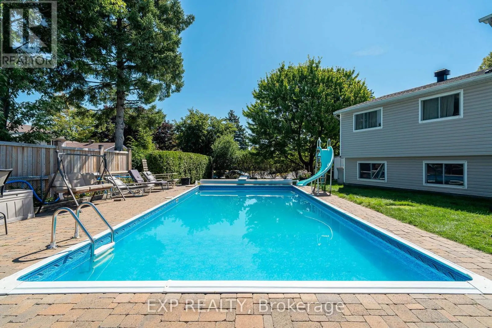 36 KEEWATIN CRESCENT
