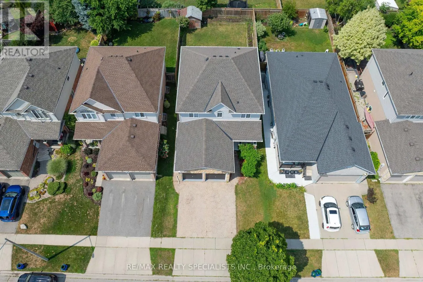144 DECARO CRESCENT